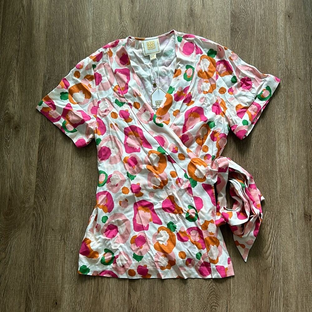 NWT Emily McCarthy Spot Cheetah Day Robe Top Size Medium‎